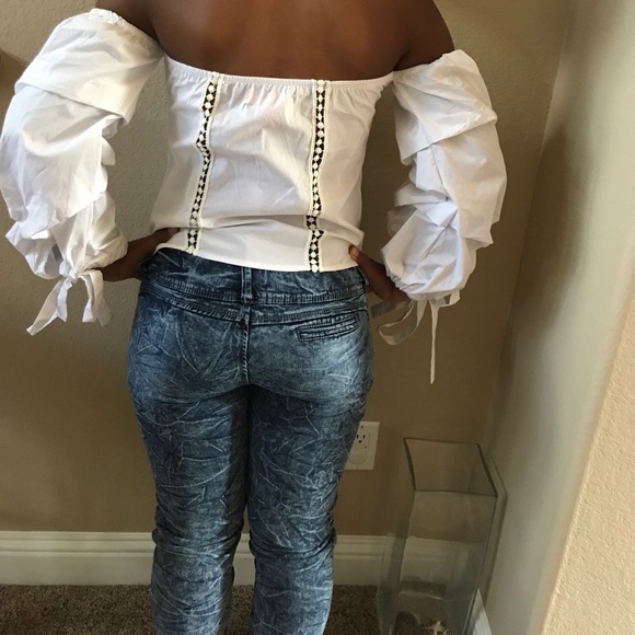 SOLD OUT - Picture 4 of 7