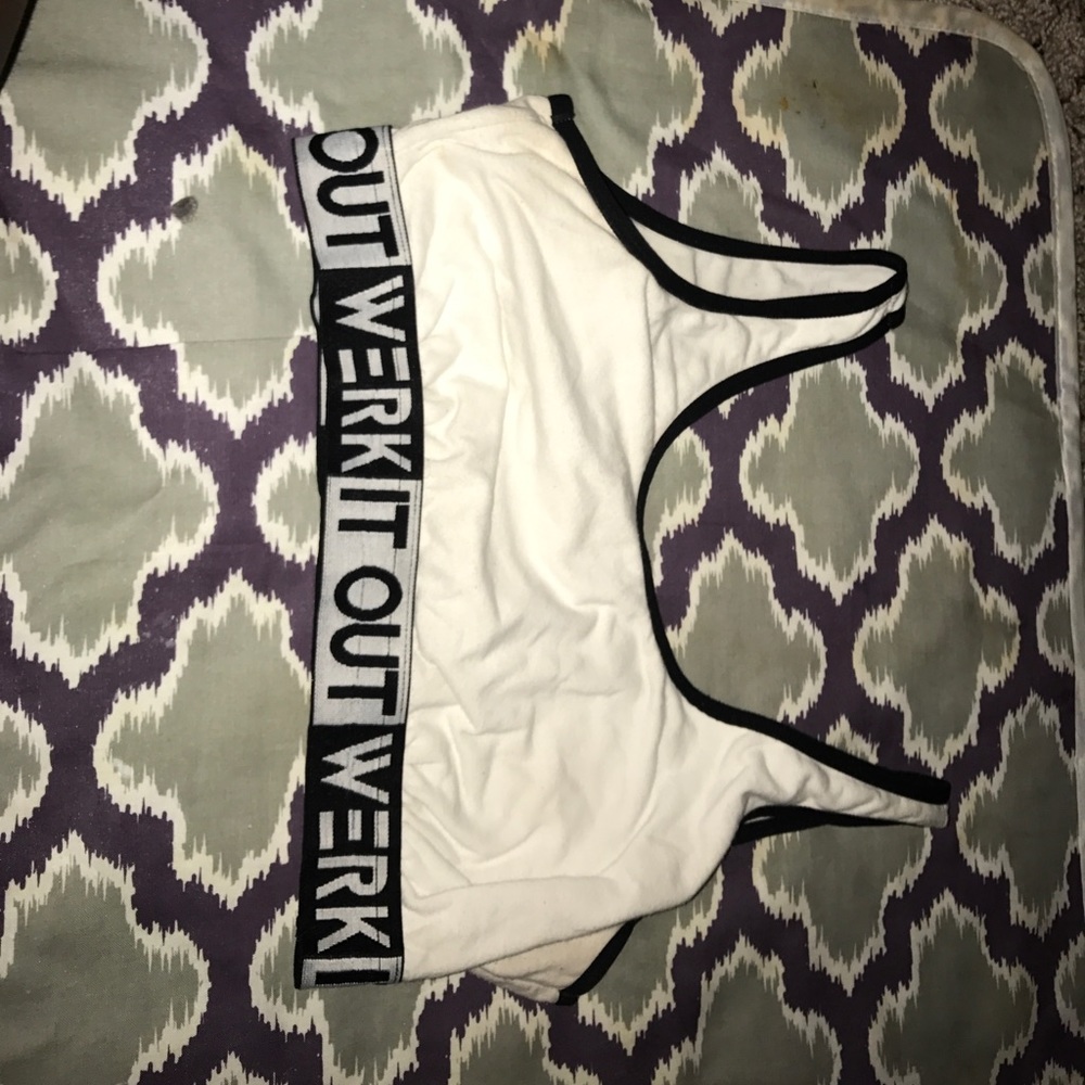 Non-padded Sports Bra