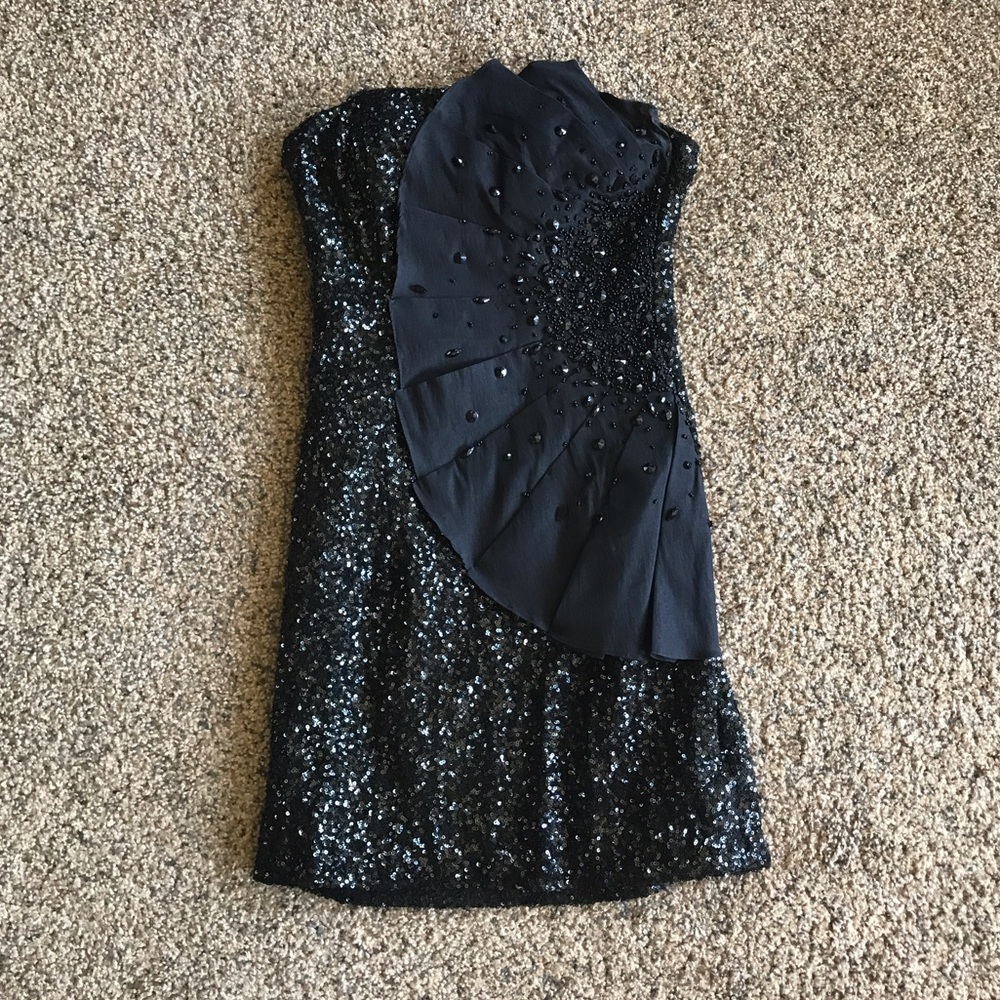 Beautiful Black sequence mini prom dress