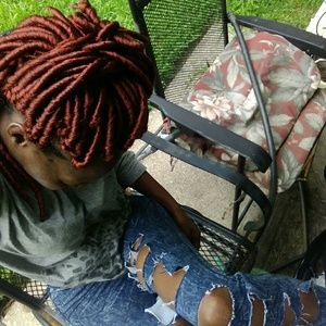 Meet your Posher, Tomica