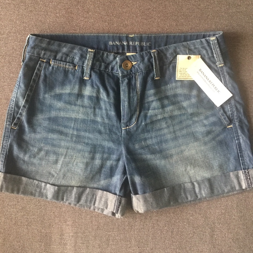 Banana Republic Jean Shorts,New with Tag Size 28