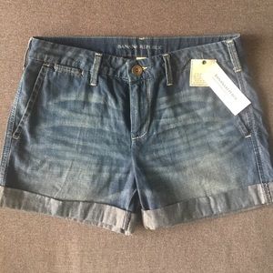 Banana Republic Jean Shorts,New with Tag Size 28
