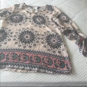 Pattern cute blouse