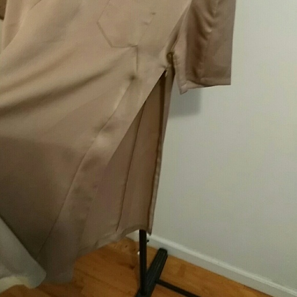 Gold satin dress - Picture 4 of 5