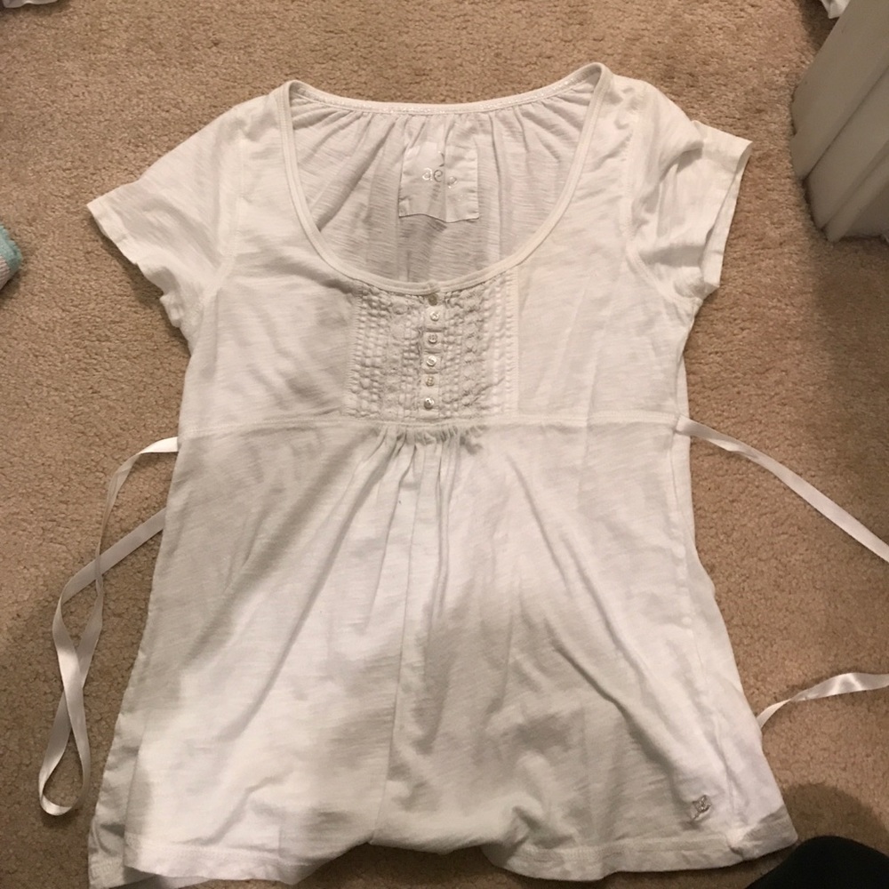 short sleeved shirt