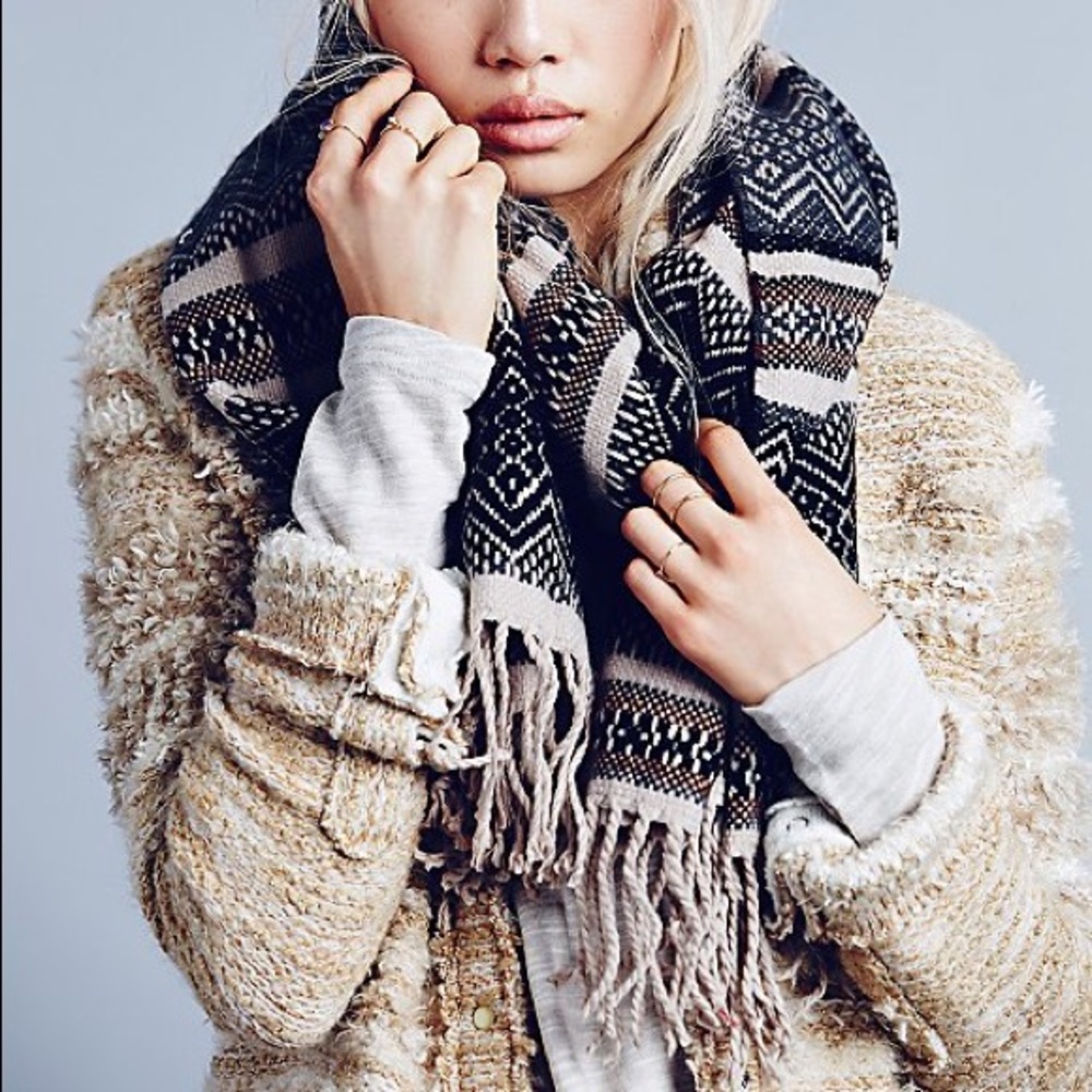 Free People Matterhorn Cozy Scarf