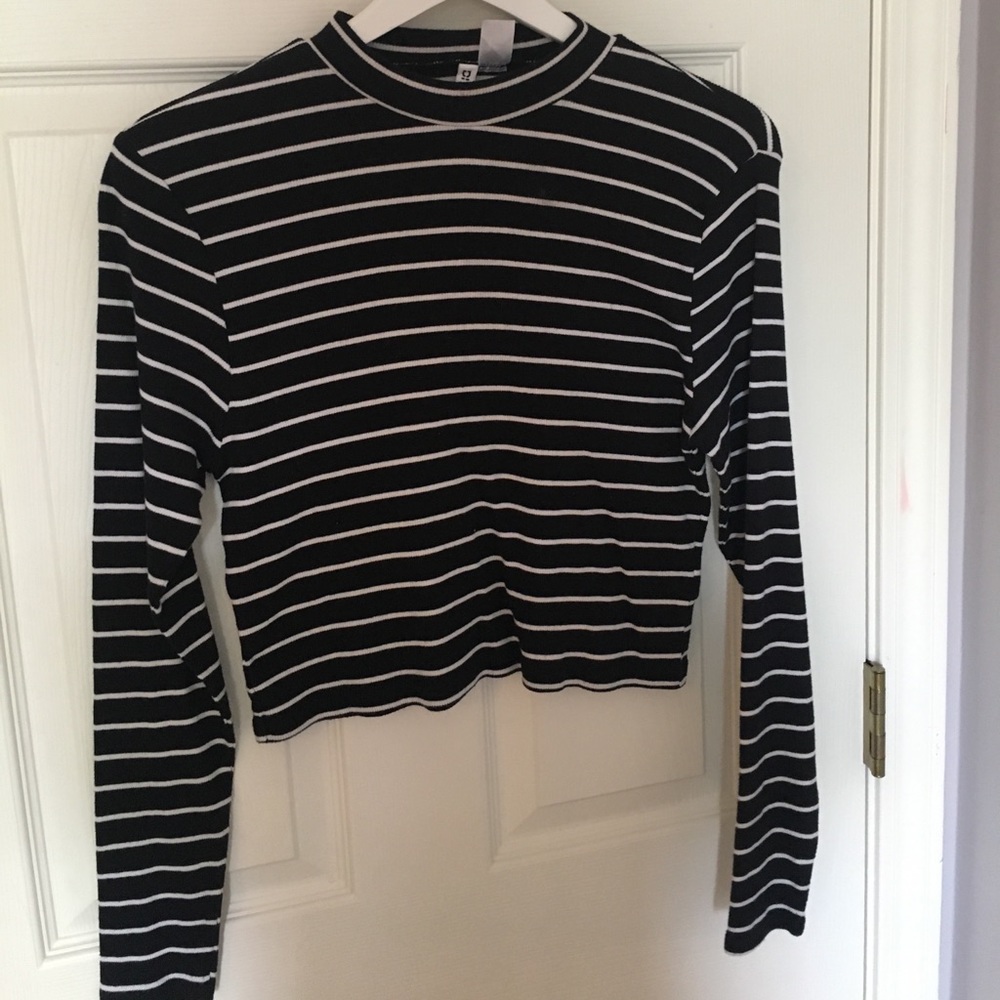 H&M crop top