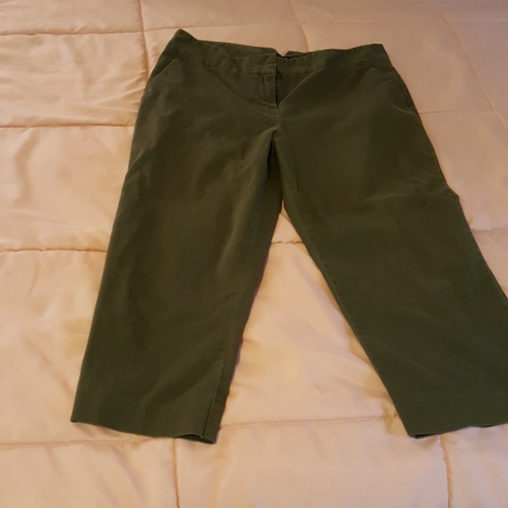 Woman's Capri pants