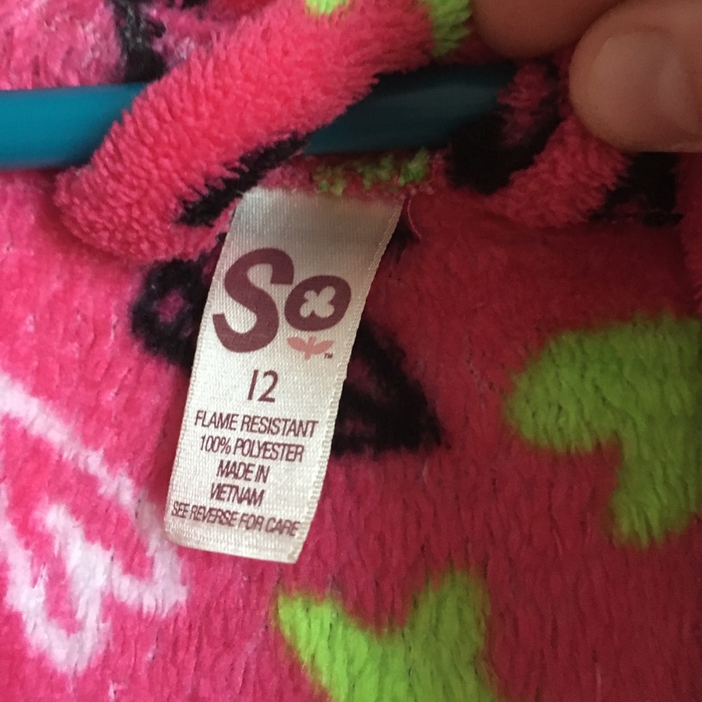 Plush Robe - Picture 2 of 4