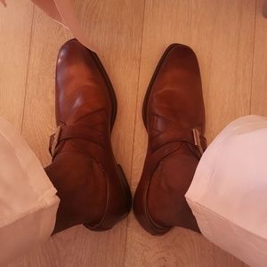 Meet your Posher, Pierre