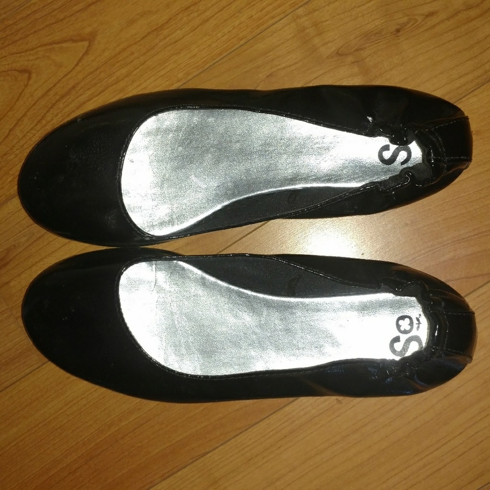 Black flats