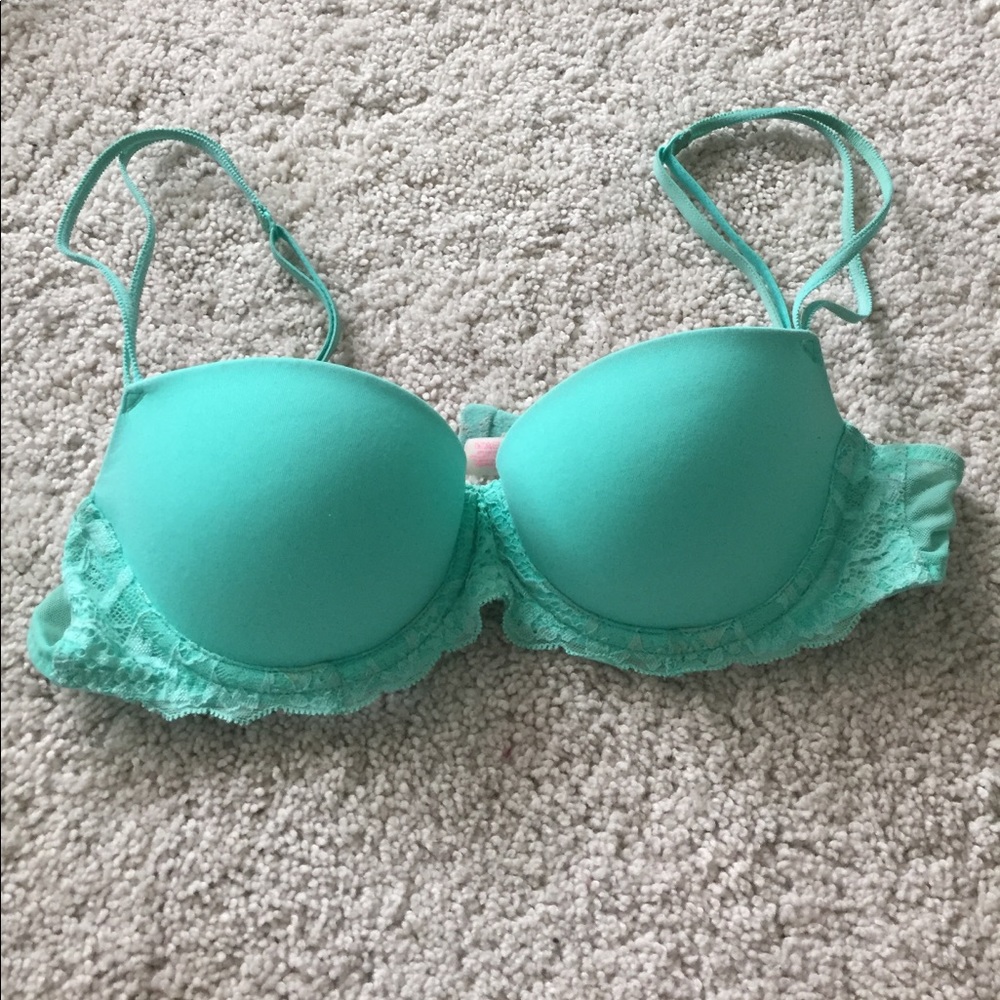 Vs push-up bra