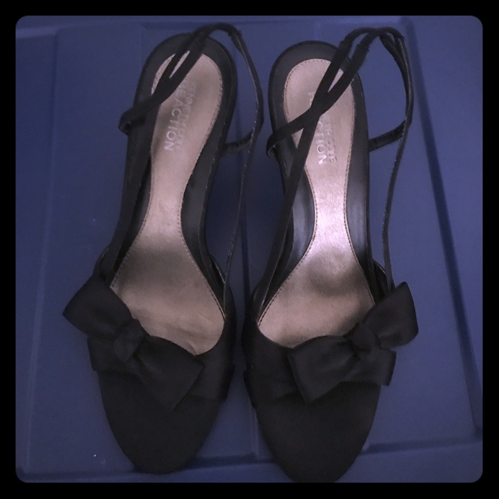 2 inch heel dress shoe. Like new.