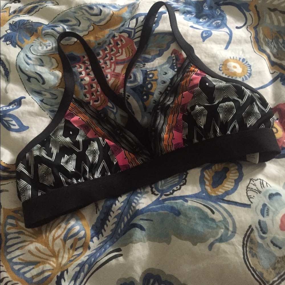 Athleta racerback bikini top in EUC