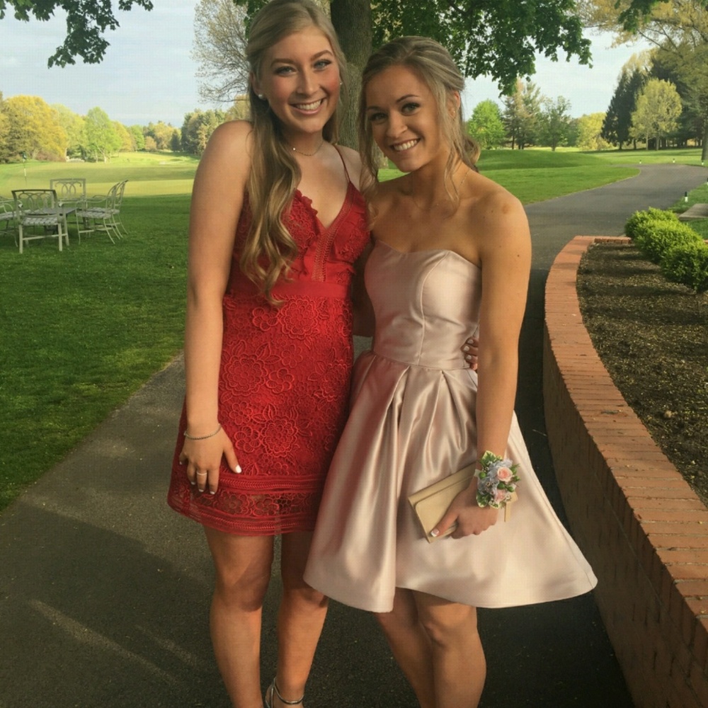 BLUSH PROM DRESS