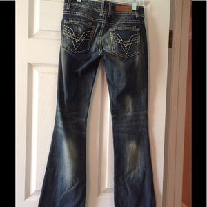 Vigoss bootcut distressed jeans in EUC