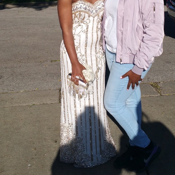 Strapless Beaded Scala Dress 48685 - Picture 2 of 3