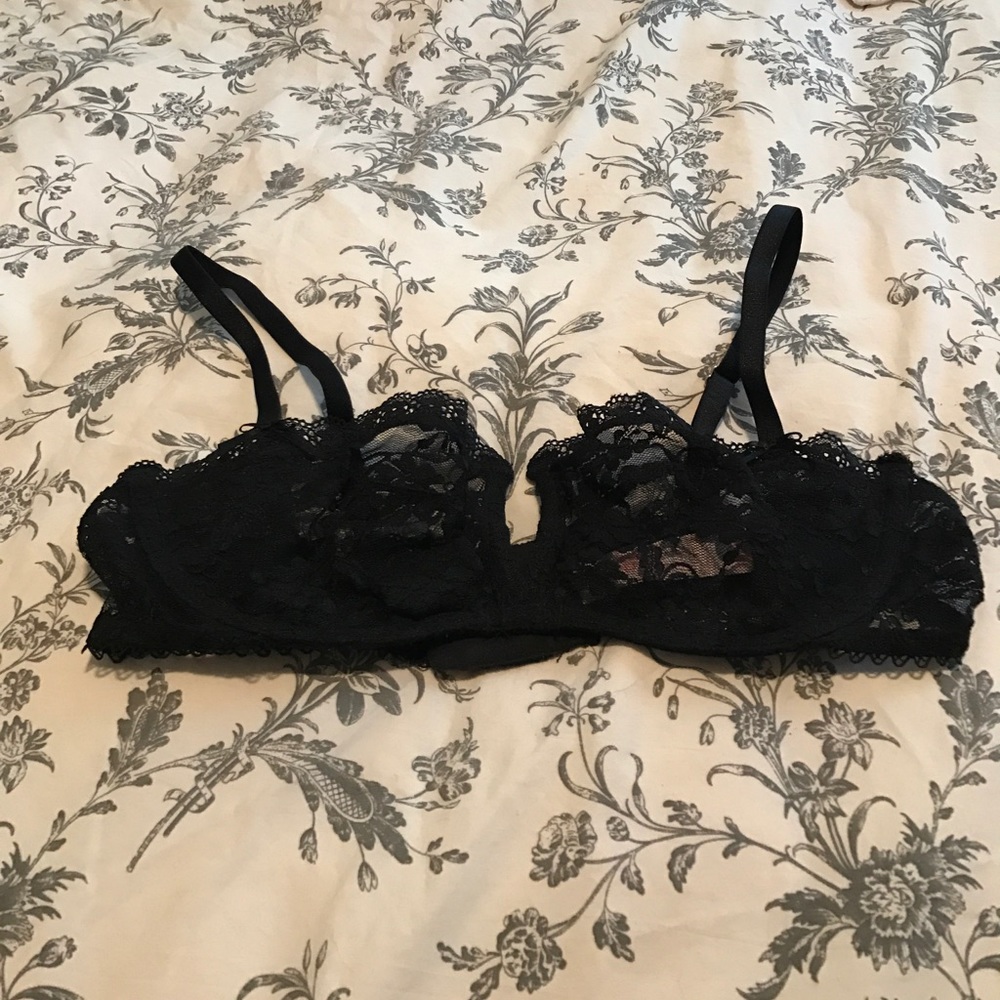 Victoria's Secret 32C Unlined Balconet Bra