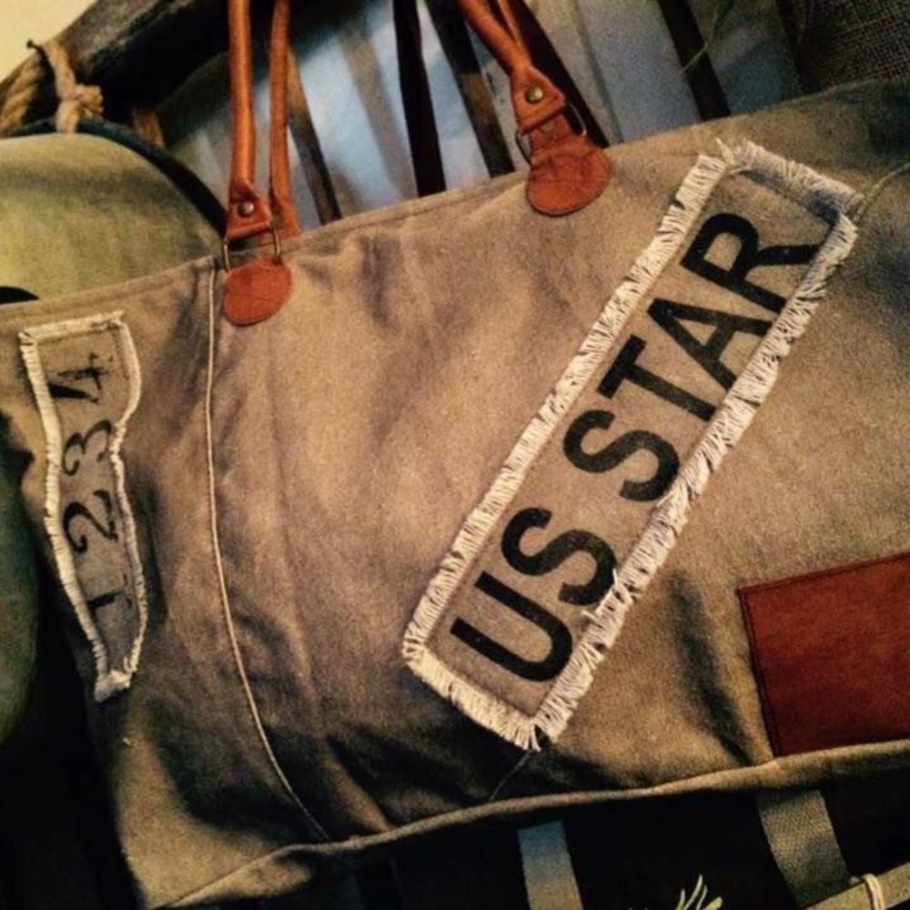 Meet your Posher, Lynette