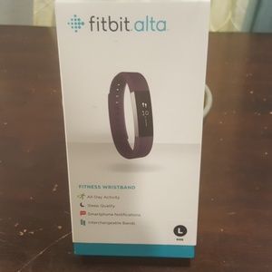 Brand new fitbit alta never used
