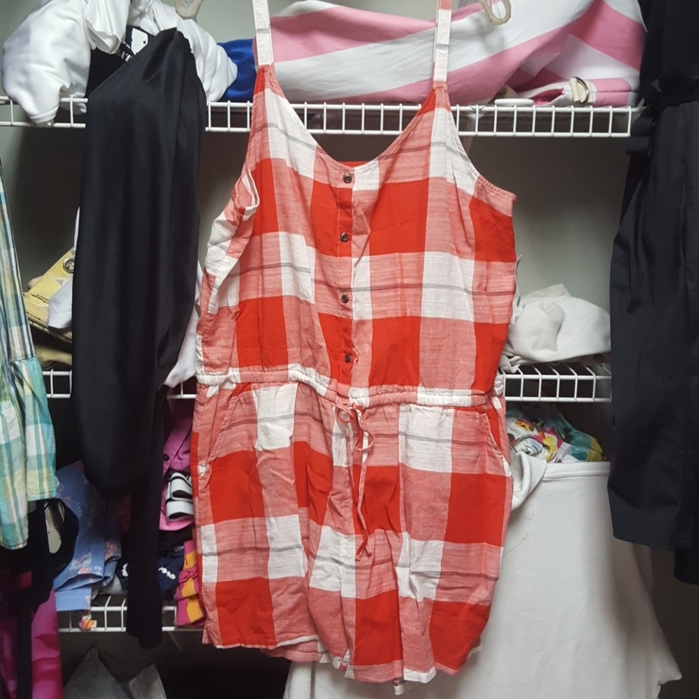 Old Navy romper xl