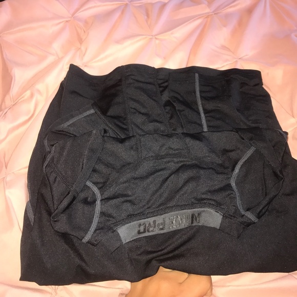 Dry-Fit - Picture 2 of 2