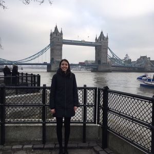 Meet your Posher, Emily