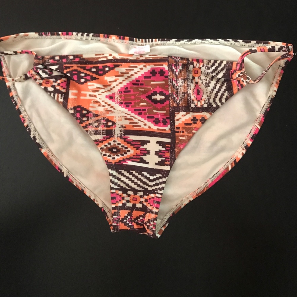 Aztec print bikini bottom