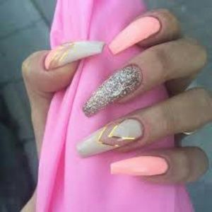 Meet your Posher, Cassie