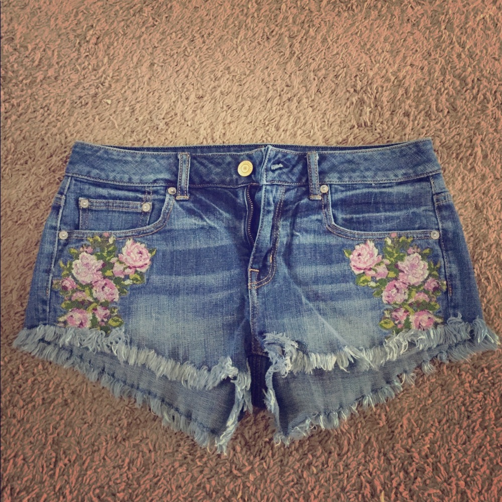 American Eagle Embroidered Crop Jean Shorts - Sz 8