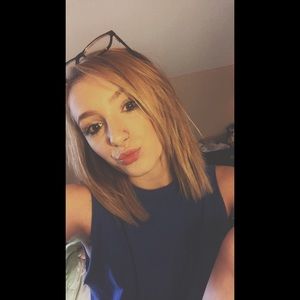 Meet your Posher, Brooke