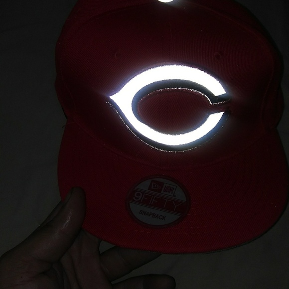 Cincinnati Reds Snapback Hat - Picture 2 of 2