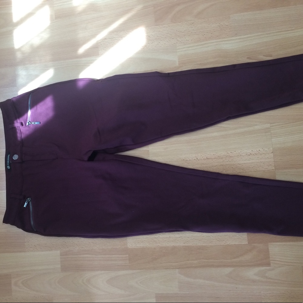 Maroon Versona leggings/jeggings