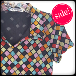 Multicolor diamond short sleeve top