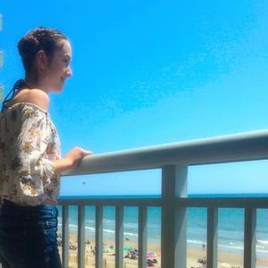 Meet your Posher, Delancey