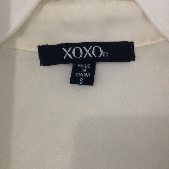 White sheer lacy blouse from Macy's - Picture 4 of 4