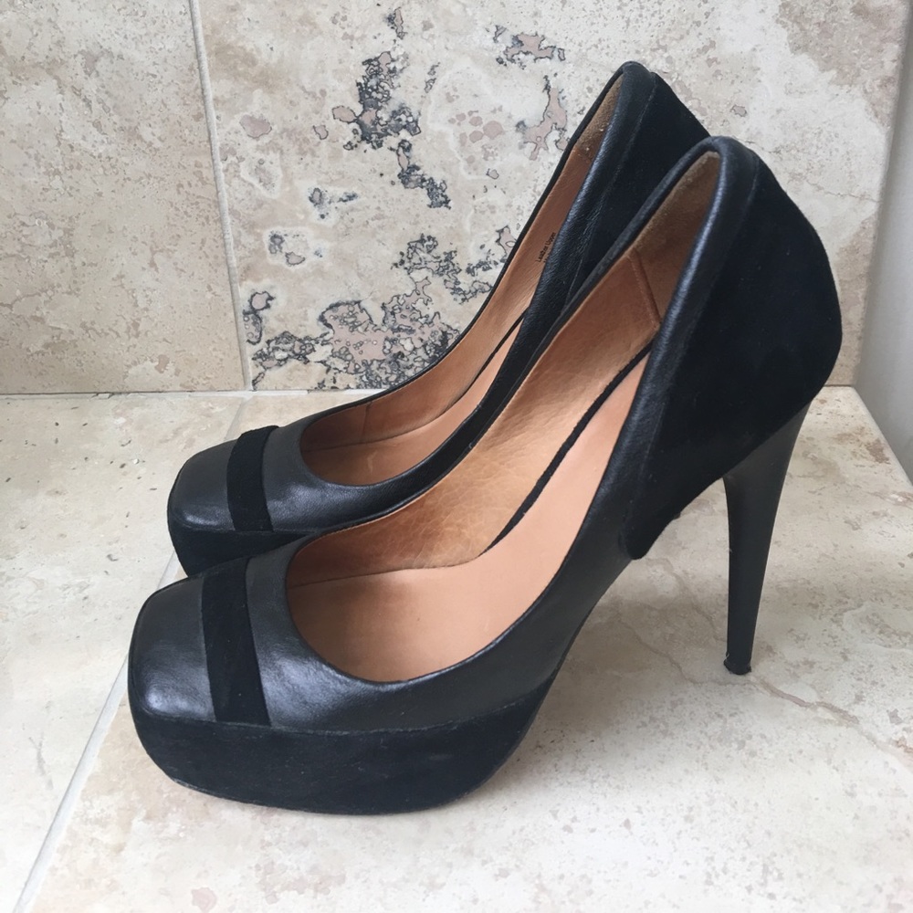 L.A.M.B Black heels