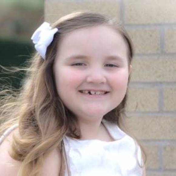 Meet your Posher, Sara - Picture 1 of 1
