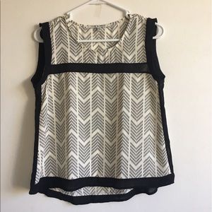 Printed Black Sleeveless Shirt
