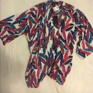 Feather printed kimono