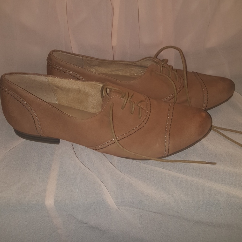 Naturalizer leather shoes