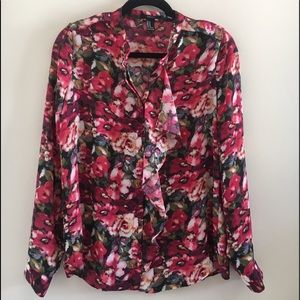 Long sleeve flower blouse