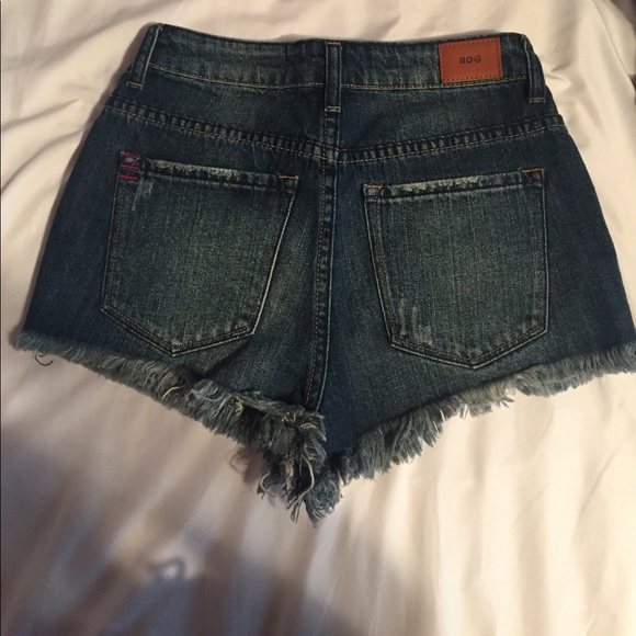 BDG Cutoff denim shorts - Picture 2 of 3