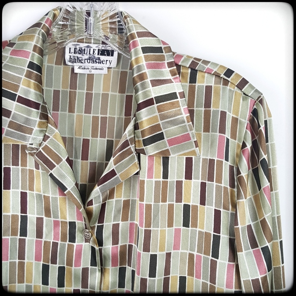 Multicolor long sleeve button up blouse EUC