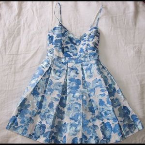 Kimichi Blue Dress in Blue and White