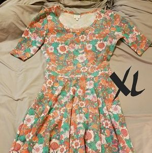 LuLaRoe xl Nicole euc