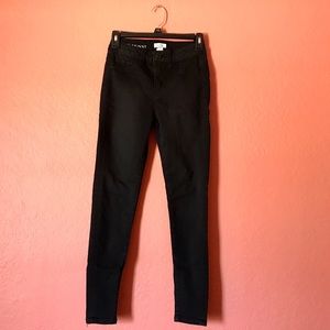Black High-rise Skinny jeans.