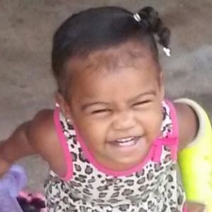 Meet your Posher, Nae