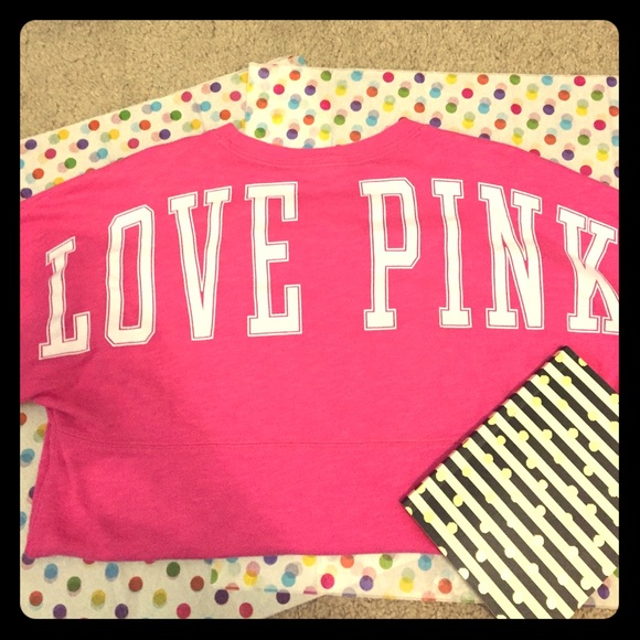 PINK Victoria's Secret Tops - 📚BTS/Campus Preview!📚VS Pink Small Sweatshirt