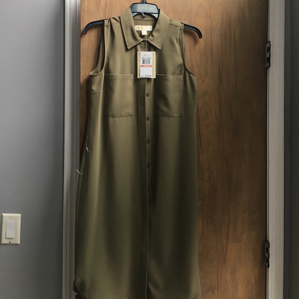 Sleeveless Michael Kors dress